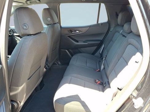 Used 2025 Chevrolet Equinox LT FWD image 7