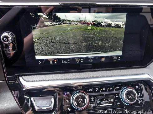 New 2026 GMC Sierra 2500 Denali AWD/4WD image 18