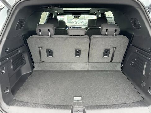 New 2026 Chevrolet Traverse LT w/ Sun and Wheel Package image 12