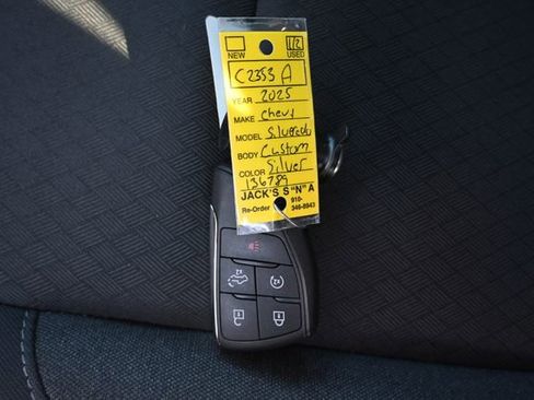 Used 2025 Chevrolet Silverado 1500 Custom image 28