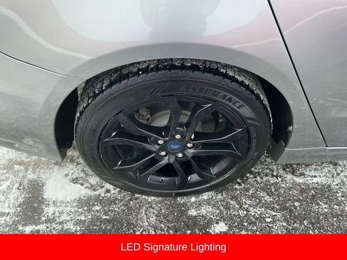 Used 2020 Ford Fusion SE w/ Equipment Group 151A image 15