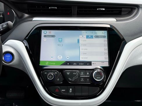 Used 2019 Chevrolet Bolt LT FWD image 34
