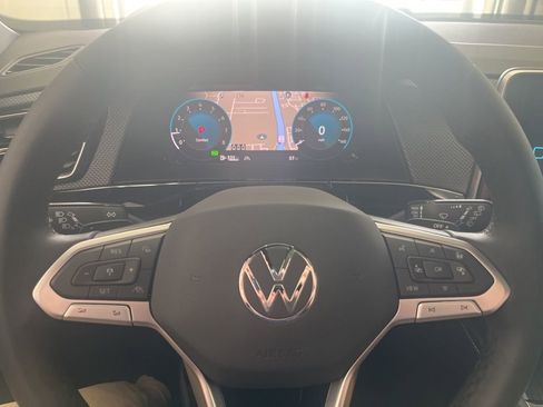 New 2026 Volkswagen Atlas Cross Sport SEL Premium R-Line AWD/4WD image 21