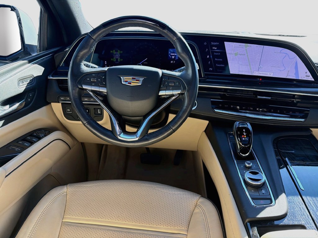 Used 2024 Cadillac Escalade ESV Premium Luxury w/ Performance Package AWD/4WD image 24