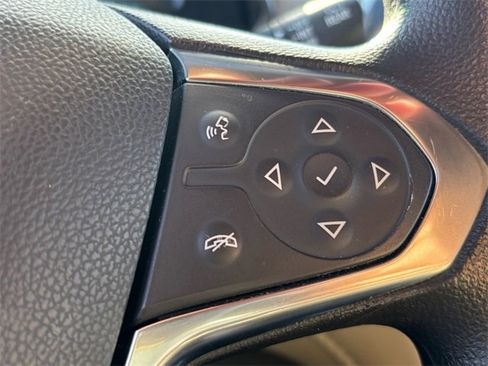 Used 2023 Chevrolet Traverse LS w/ Safety Package image 31