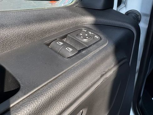 Used 2022 Mercedes-Benz Sprinter 2500 image 14