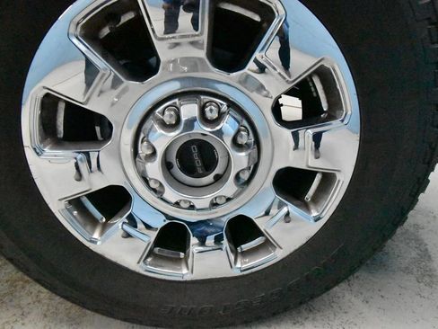 Used 2025 Ford F250 King Ranch w/ Chrome Package image 40