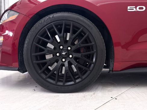 Used 2019 Ford Mustang GT Premium w/ GT Performance Package RWD image 13