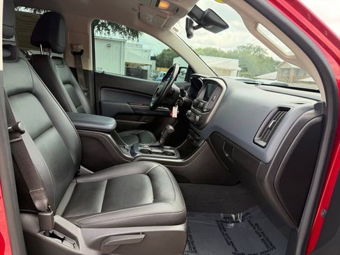 Used 2021 Chevrolet Colorado Z71 w/ Safety Package RWD image 26