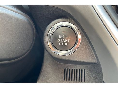 Used 2024 Subaru Crosstrek 2.0i Premium image 32