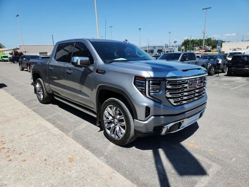 Used 2026 GMC Sierra 1500 Denali w/ Denali Reserve Package AWD/4WD image 8