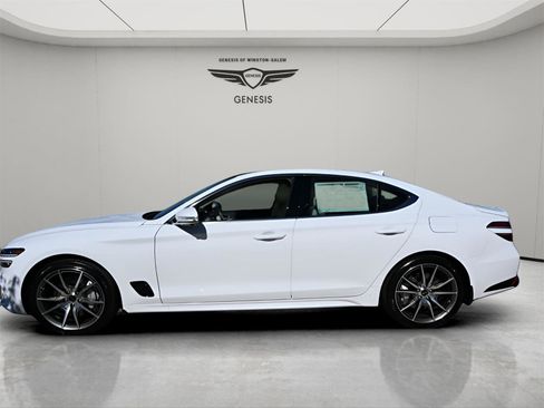 New 2026 Genesis G70 2.5T Prestige image 9