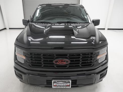 Used 2024 Ford F150 XL RWD image 2