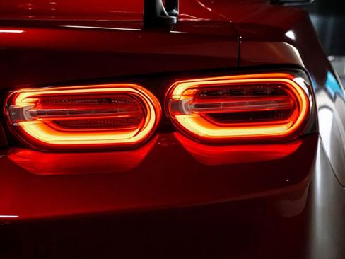 Used 2021 Chevrolet Camaro ZL1 image 85