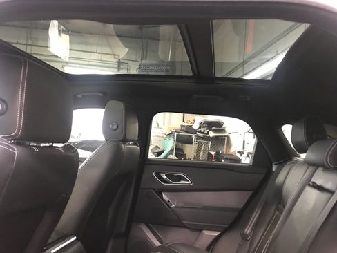 Used 2023 Land Rover Range Rover Velar S image 24