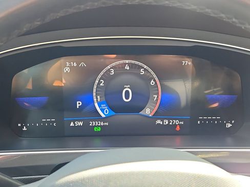 Certified 2024 Volkswagen Tiguan SE R-Line AWD/4WD image 24