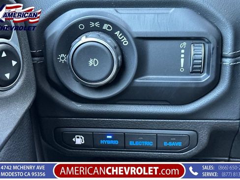 Used 2024 Jeep Wrangler Unlimited Sahara AWD/4WD image 36