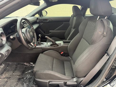 Used 2023 Toyota GR86 image 20