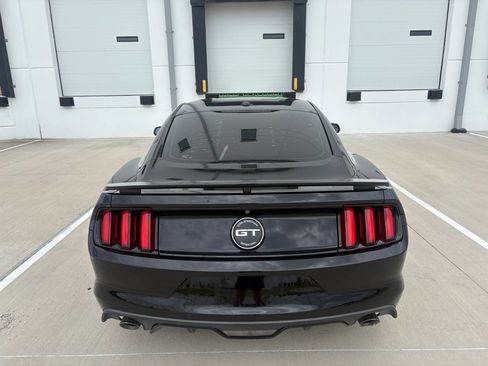 Used 2016 Ford Mustang GT Premium w/ Equipment Group 401A RWD image 8