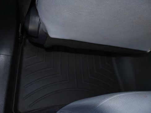 Used 2021 Toyota Corolla SE w/ Carpet Mat Package (TMS) FWD image 17