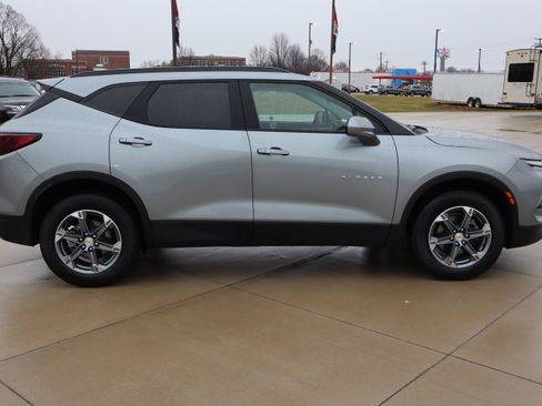 Used 2024 Chevrolet Blazer LT w/ Convenience Package image 4