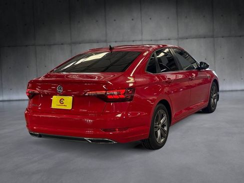 Used 2021 Volkswagen Jetta R-Line FWD image 5