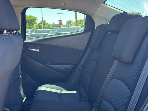 Used 2019 Toyota Yaris LE FWD image 29