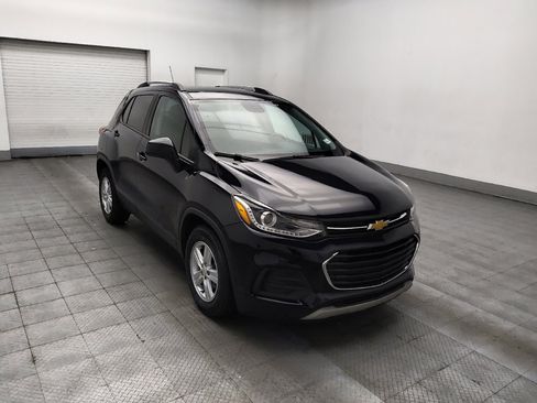 Used 2021 Chevrolet Trax LT w/ Driver Confidence Package FWD image 13