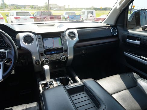 Used 2018 Toyota Tundra Limited AWD/4WD image 21