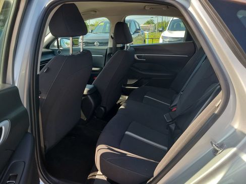 Used 2025 Hyundai Sonata SEL FWD image 9