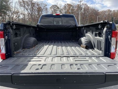 Used 2017 Ford F250 Lariat w/ Lariat Ultimate Package image 13