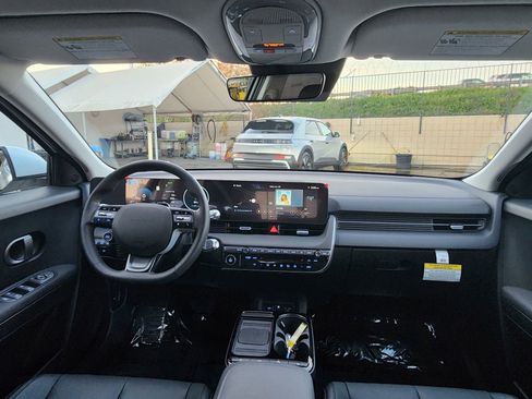 New 2026 Hyundai Ioniq 5 SEL image 29