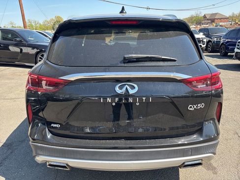 Used 2019 INFINITI QX50 Luxe w/ Navigation Package AWD/4WD image 5