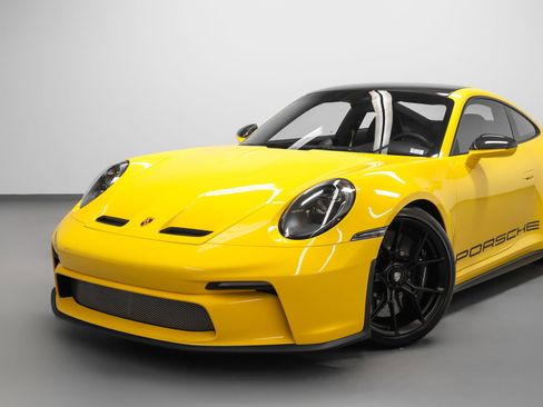 Certified 2023 Porsche 911 GT3 RWD image 7