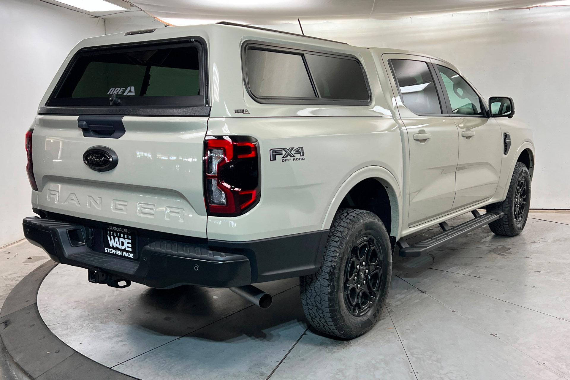 Used 2025 Ford Ranger Lariat w/ FX4 Off-Road Package AWD/4WD image 6