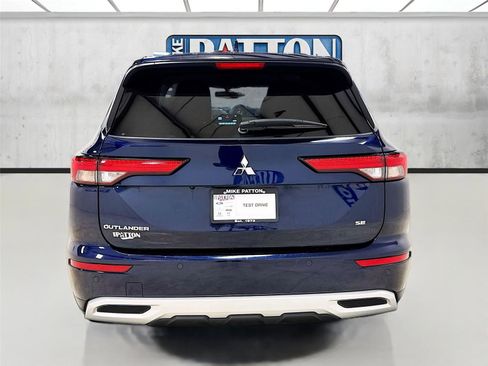 Used 2024 Mitsubishi Outlander FWD image 6
