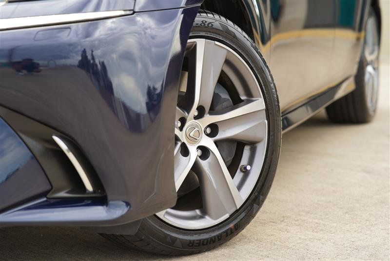 Used 2018 Lexus GS 350 AWD w/ Premium Package image 11
