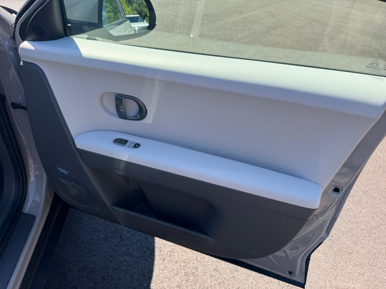 New 2027 Hyundai Ioniq 5 SE AWD/4WD image 25