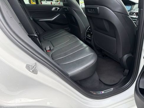 Used 2021 BMW X5 sDrive40i w/ M Sport Package RWD image 15