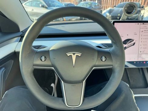 Used 2021 Tesla Model 3 Standard Range Plus image 11