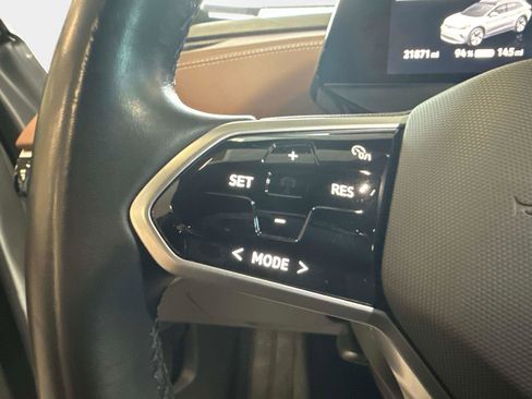 Certified 2022 Volkswagen ID.4 Pro S image 29