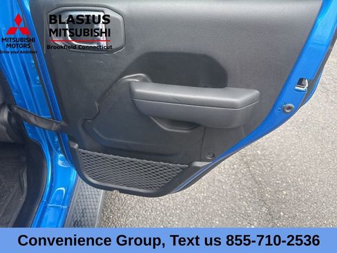 Used 2024 Jeep Wrangler Unlimited w/ Convenience Group AWD/4WD image 22