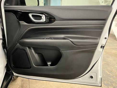 Used 2026 Jeep Compass Latitude w/ Quick Order Package 29K image 22