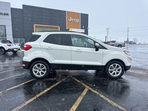 Used 2020 Ford EcoSport SE w/ SE Convenience Package image 6