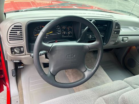 Used 1995 Chevrolet Silverado 1500 2WD Regular Cab image 14