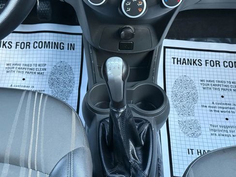 Used 2014 Chevrolet Spark LS image 21