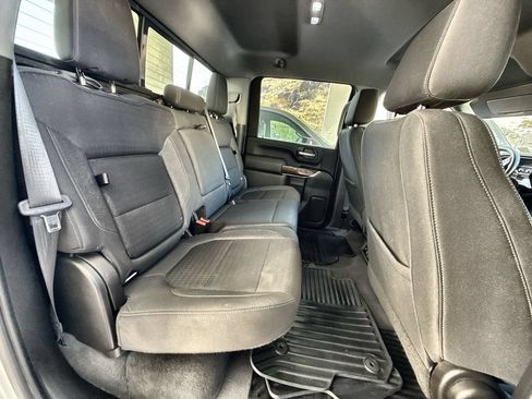 Used 2022 GMC Sierra 2500 SLE w/ SLE Convenience Package AWD/4WD image 19