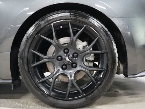 Used 2019 Ford Mustang Premium w/ Ecoboost Performance Package RWD image 27