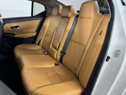 Used 2023 Nissan Sentra SV w/ SV Premium Package image 28