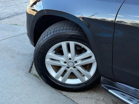 Used 2015 Mercedes-Benz GL 450 GL 450 4MATIC Sport Utility 4D image 53